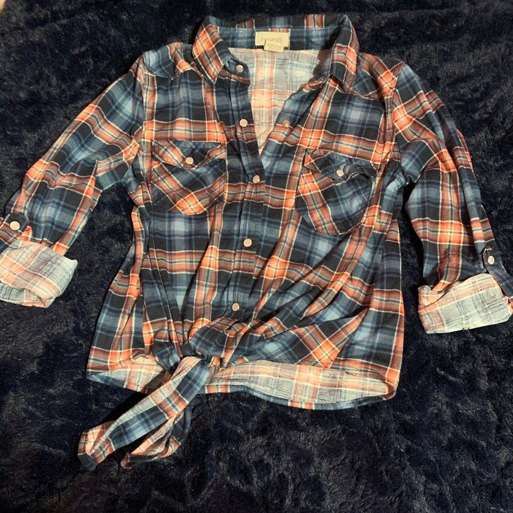 Long sleeve knot flannel
